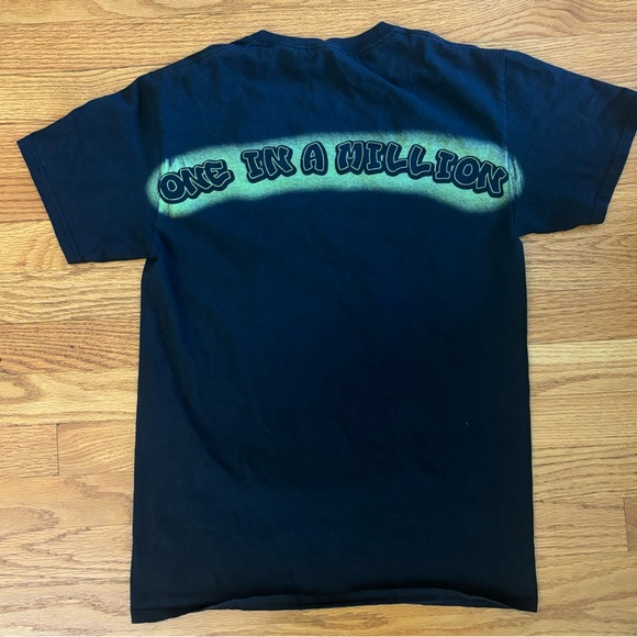 Aaliyah T-Shirt Women’s Small Black One in a Million Graphic Tee Y2K Music - Picture 4 of 6